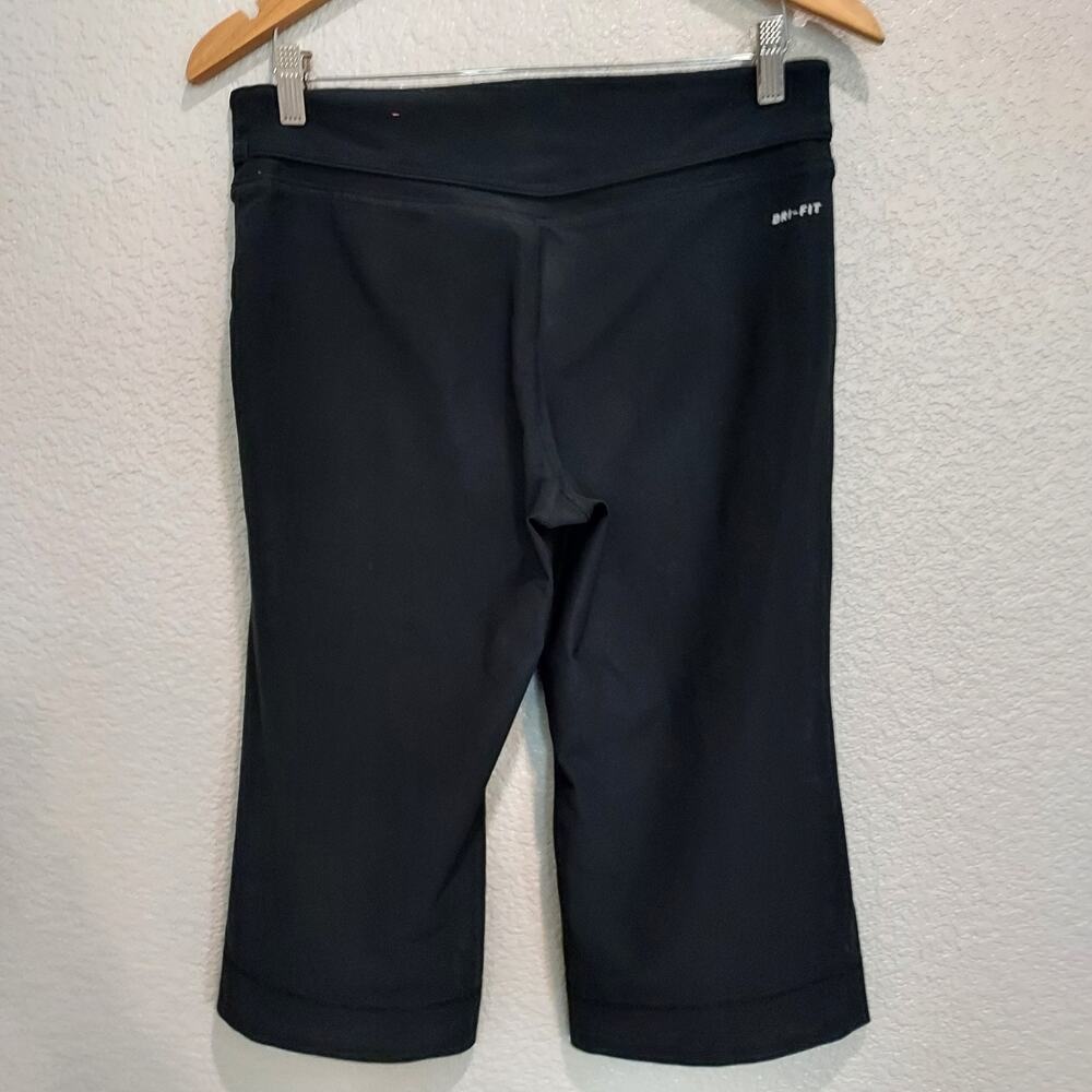 Nike Dri-Fit Black Capri Athletic Leggings Size M - Picture 6 of 11